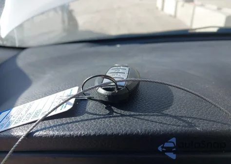 2015 Nissan Sentra Sr z USA, uszkodzony, nr VIN 3N1AB7AP8FY322115